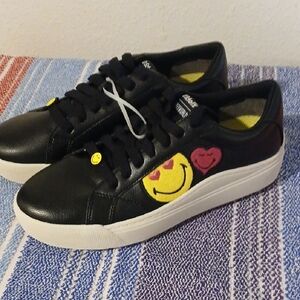 Dr. Scholl's Black Sneakers with Smiley Face Design